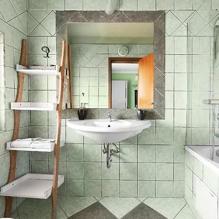 博瑞亚娜酒店 3*